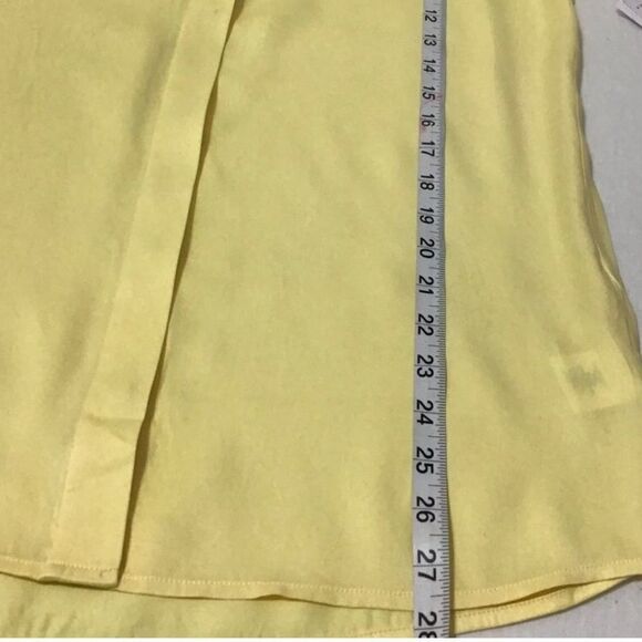 Equipment Yellow Oranne Satin Silk Blend
Mandarin Collar Blouse New Size XSmall - Picture 8 of 8